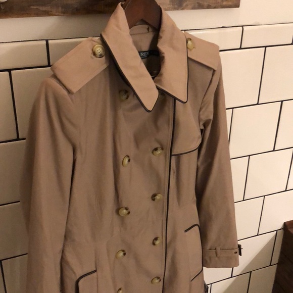 Lauren Ralph Lauren Trench Coat - Picture 2 of 7